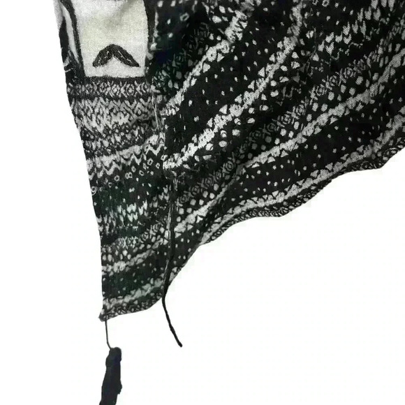 Vince Camuto Bird Floral Topper, Tropical, One Size - Picture 8 of 8